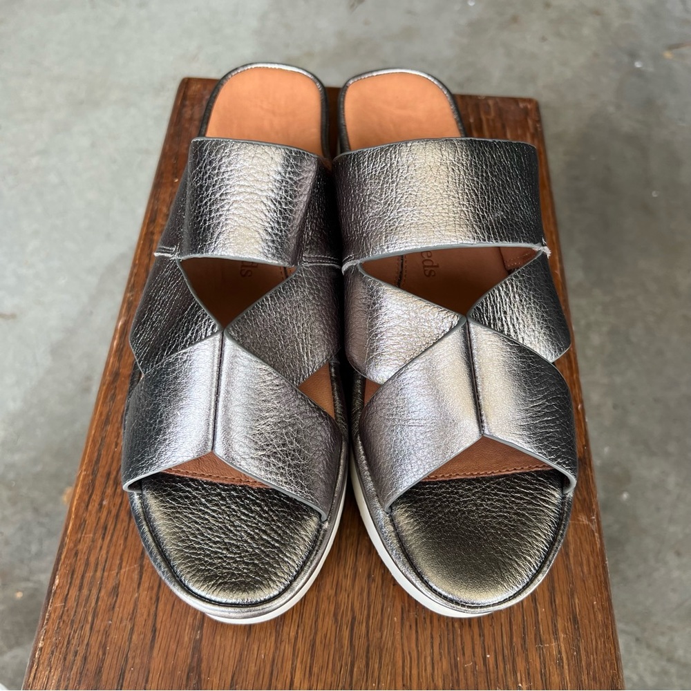 NEW L’amour Des Pieds Allyssa Leather Platform Sandals Platinum silver NWOB 8 - Picture 2 of 5